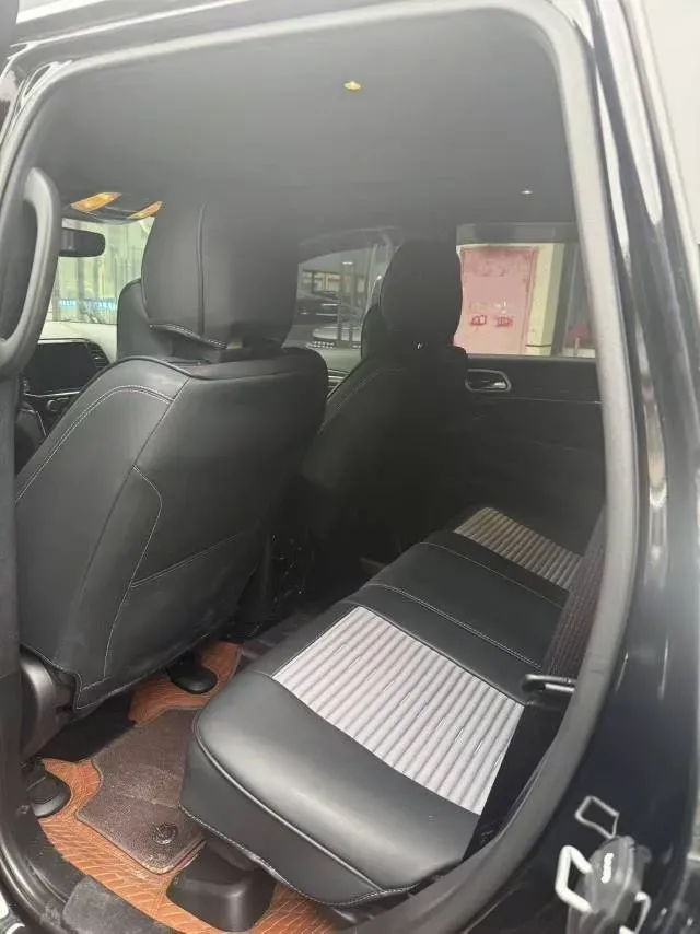 2020 Jeep Grand Cherokee 3.0L 234HP V6 8AT,autocango,china used car exporter,china ev exporter,chinese used car exporter,chinese used ev exporter