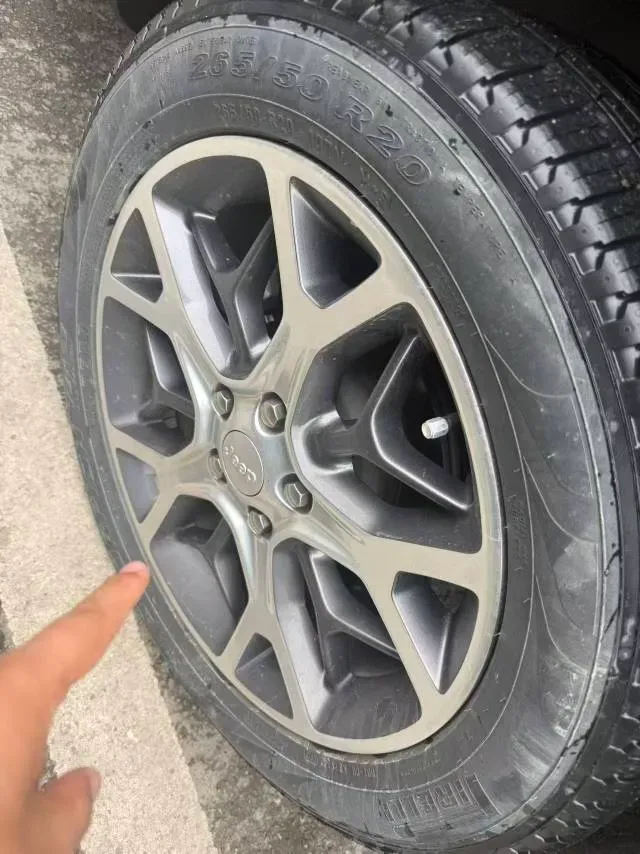 2020 Jeep Grand Cherokee 3.0L 234HP V6 8AT,autocango,china used car exporter,china ev exporter,chinese used car exporter,chinese used ev exporter