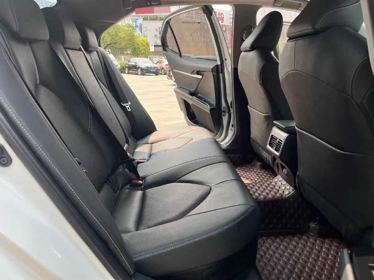 2021 Toyota Camry 2.5L 178HP L4 E-CVT Hybrid,autocango,china used car exporter,china ev exporter,chinese used car exporter,chinese used ev exporter