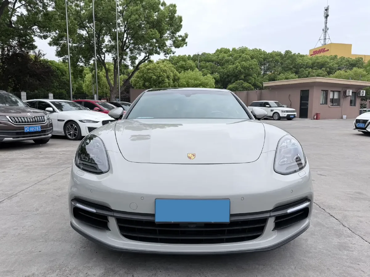 2019 Porsche Panamera 2.9T 330HP V6 8DCT,autocango,china used car exporter,china ev exporter,chinese used car exporter,chinese used ev exporter