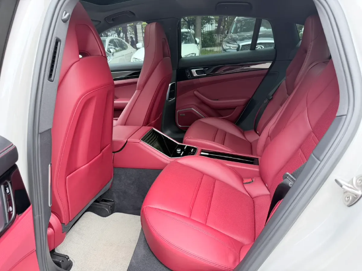 2019 Porsche Panamera 2.9T 330HP V6 8DCT,autocango,china used car exporter,china ev exporter,chinese used car exporter,chinese used ev exporter