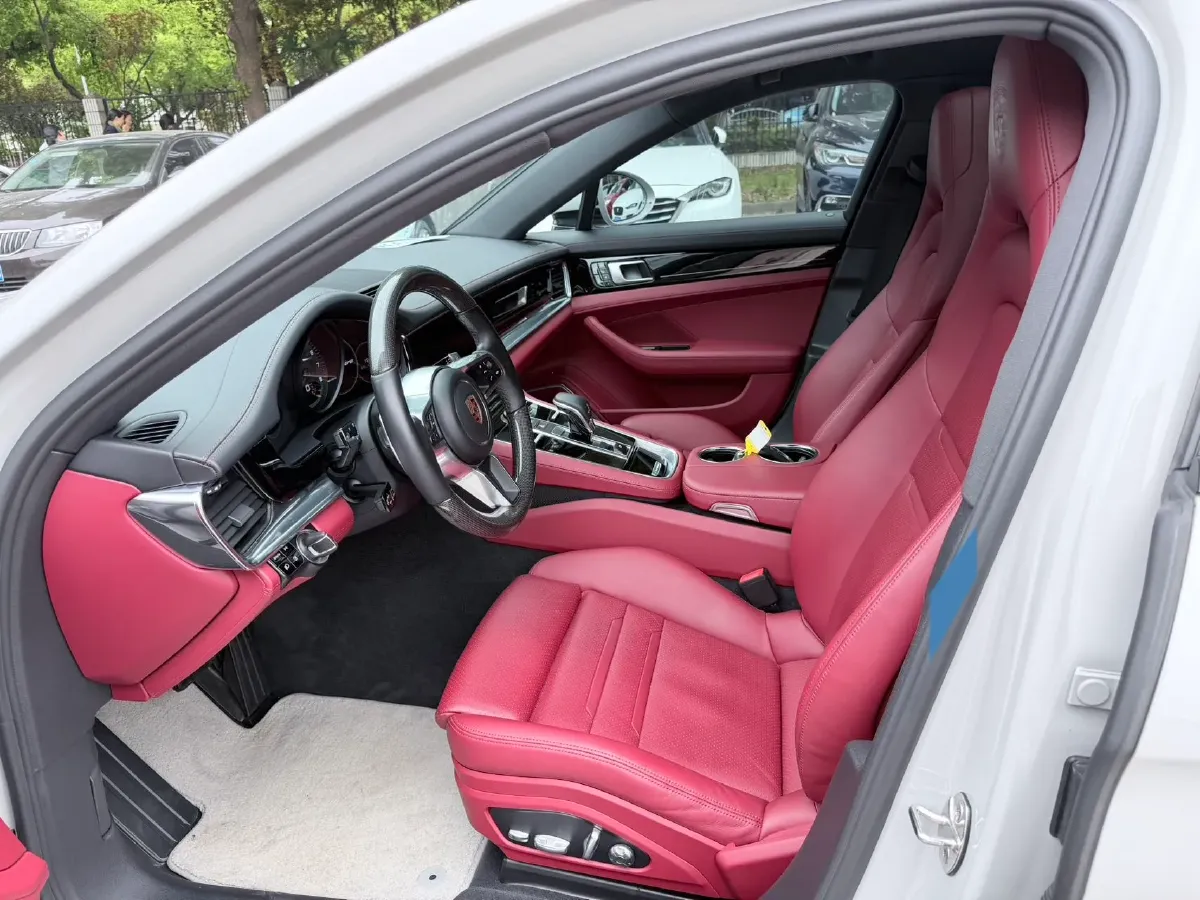 2019 Porsche Panamera 2.9T 330HP V6 8DCT,autocango,china used car exporter,china ev exporter,chinese used car exporter,chinese used ev exporter