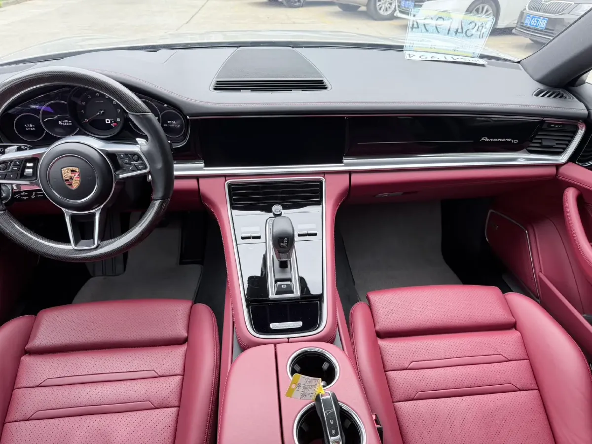 2019 Porsche Panamera 2.9T 330HP V6 8DCT,autocango,china used car exporter,china ev exporter,chinese used car exporter,chinese used ev exporter