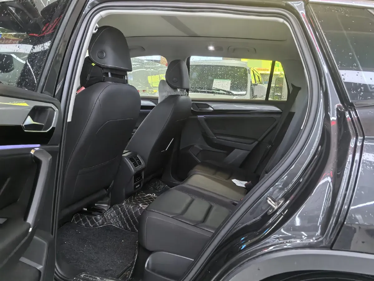 2021 Volkswagen Tayron 2.0T 186HP L4 7DCT,autocango,china used car exporter,china ev exporter,chinese used car exporter,chinese used ev exporter