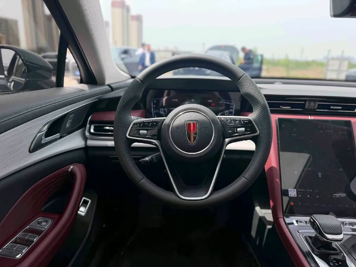 2025 HongQi H5 1.5T 169HP L4 7DCT,autocango,china used car exporter,china ev exporter,chinese used car exporter,chinese used ev exporter