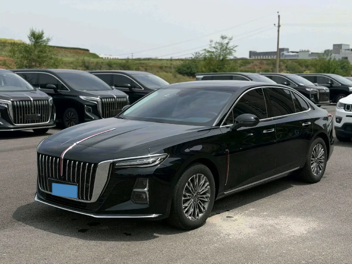 2025 HongQi H5 1.5T 169HP L4 7DCT,autocango,china used car exporter,china ev exporter,chinese used car exporter,chinese used ev exporter