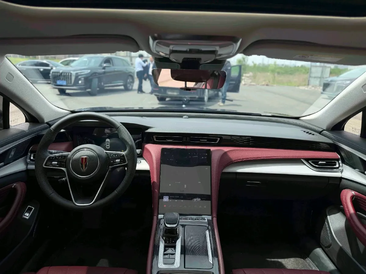 2025 HongQi H5 1.5T 169HP L4 7DCT,autocango,china used car exporter,china ev exporter,chinese used car exporter,chinese used ev exporter