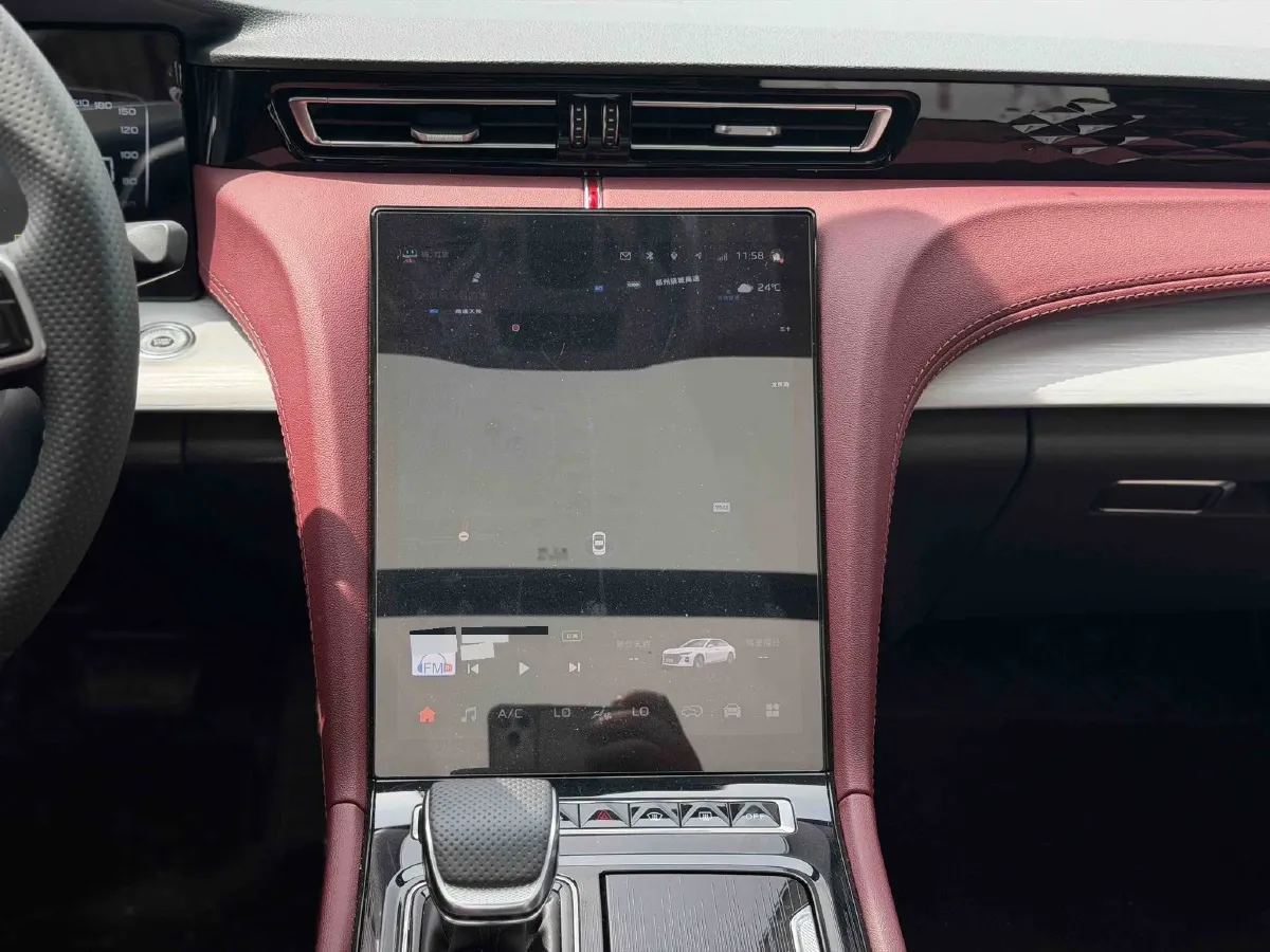 2025 HongQi H5 1.5T 169HP L4 7DCT,autocango,china used car exporter,china ev exporter,chinese used car exporter,chinese used ev exporter