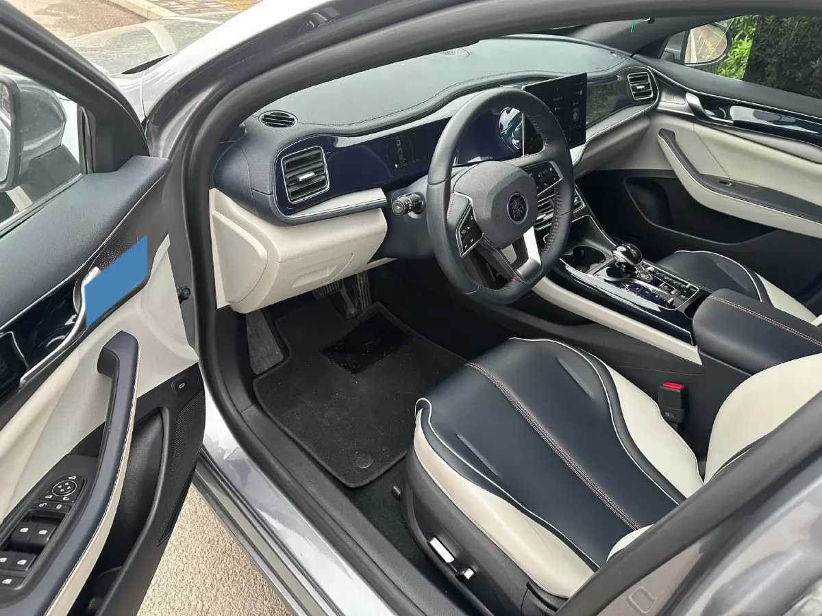 2021 Haval F7 1.5T 169HP L4 7DCT,autocango,china used car exporter,china ev exporter,chinese used car exporter,chinese used ev exporter