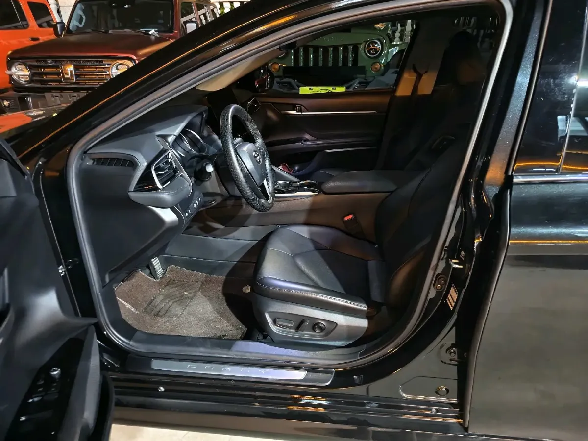 2021 Toyota Camry 2.0L 178HP L4 CVT,autocango,china used car exporter,china ev exporter,chinese used car exporter,chinese used ev exporter