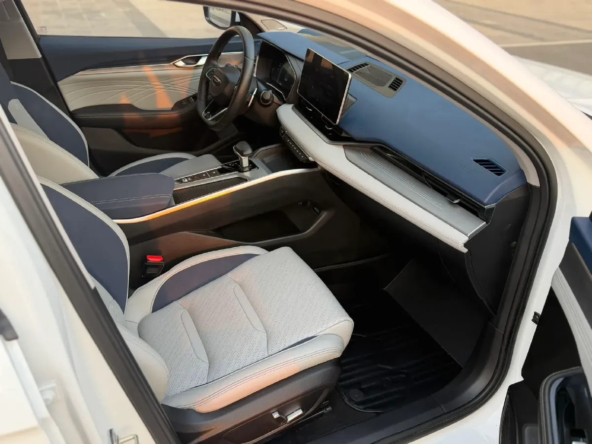 2021 Geely Preface 2.0T 190HP L4 7DCT,autocango,china used car exporter,china ev exporter,chinese used car exporter,chinese used ev exporter