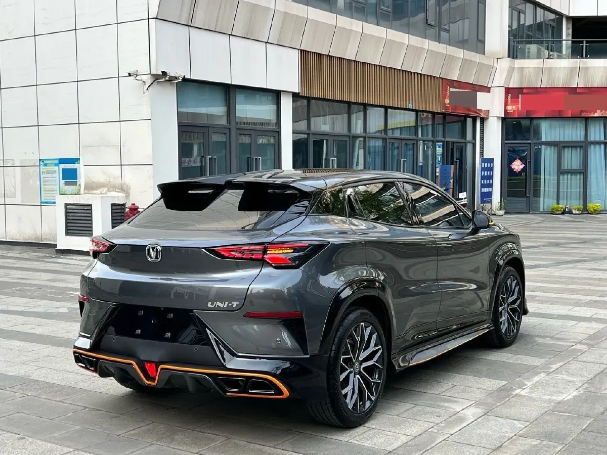 2022 ChangAn UNI-T 1.5T 188HP L4 7DCT,autocango,china used car exporter,china ev exporter,chinese used car exporter,chinese used ev exporter