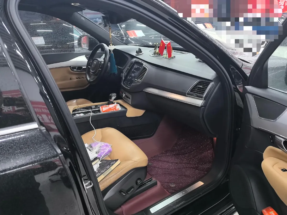 2019 Volvo XC90 2.0T 254HP L4 8AT,autocango,china used car exporter,china ev exporter,chinese used car exporter,chinese used ev exporter