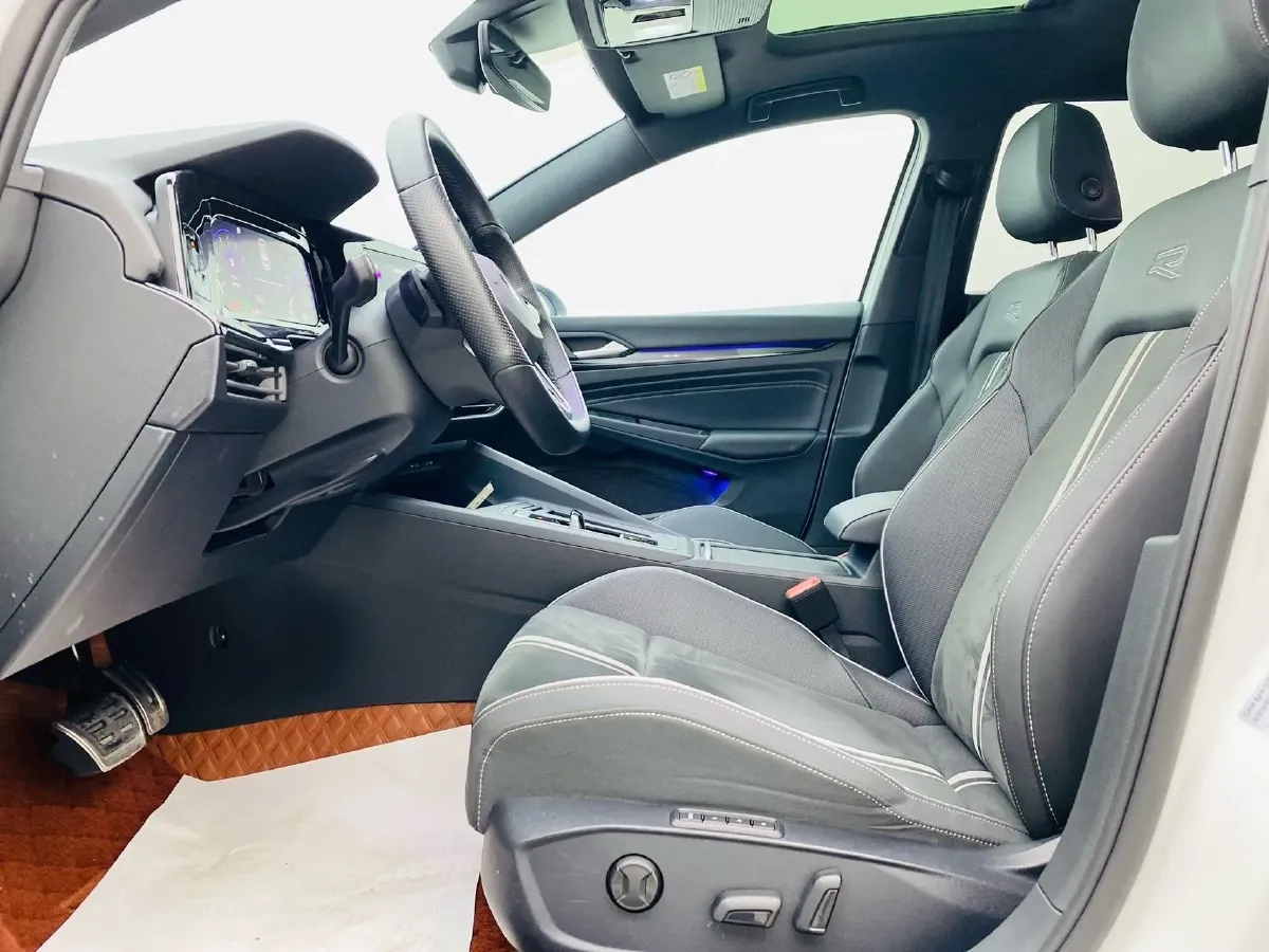 2021 Volkswagen Golf 1.4T 150HP L4 7DCT,autocango,china used car exporter,china ev exporter,chinese used car exporter,chinese used ev exporter