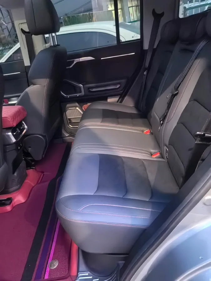 2024 Jetour Traveller 2.0T 254HP L4 7DCT,autocango,china used car exporter,china ev exporter,chinese used car exporter,chinese used ev exporter