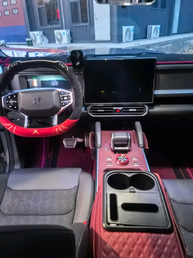 2024 Jetour Traveller 2.0T 254HP L4 7DCT,autocango,china used car exporter,china ev exporter,chinese used car exporter,chinese used ev exporter