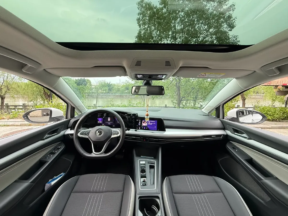 2021 Volkswagen Golf 1.4T 150HP L4 7DCT,autocango,china used car exporter,china ev exporter,chinese used car exporter,chinese used ev exporter