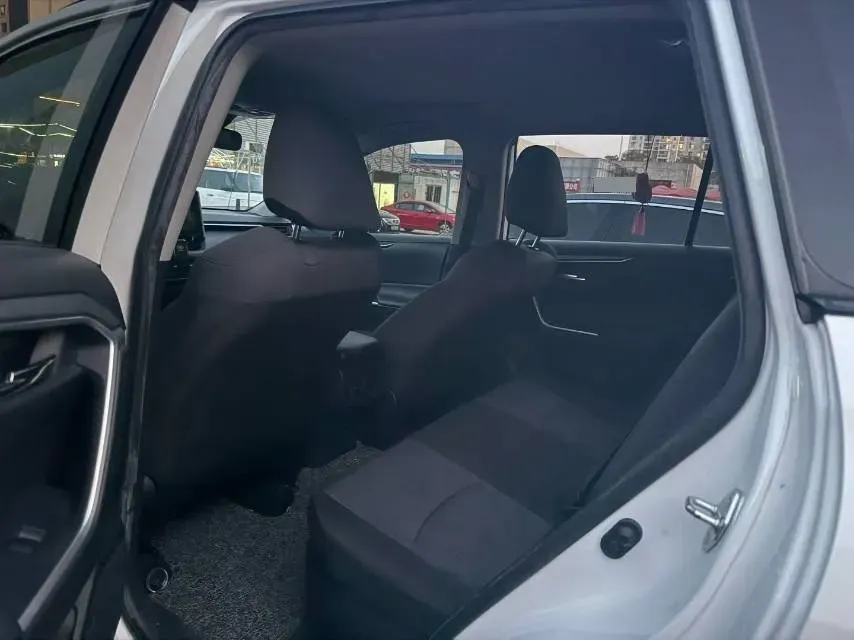 2020 Toyota RAV4 2.5L 178HP L4 E-CVT Hybrid,autocango,china used car exporter,china ev exporter,chinese used car exporter,chinese used ev exporter