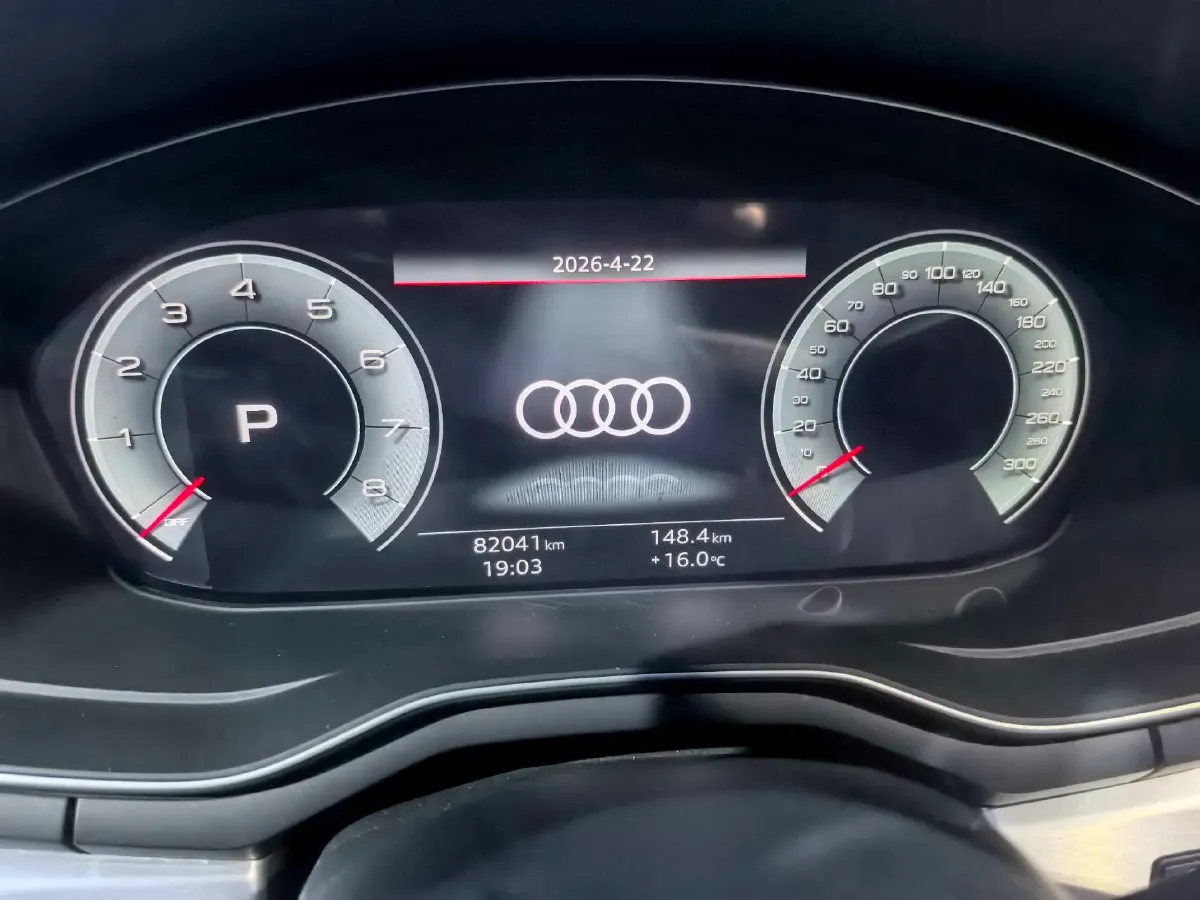 2022 Audi A4L 2.0T 190HP L4 7DCT,autocango,china used car exporter,china ev exporter,chinese used car exporter,chinese used ev exporter