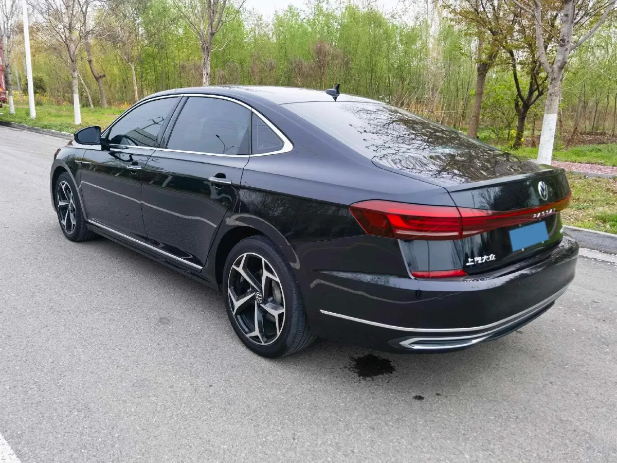 2024 Volkswagen Passat 2.0T 220HP L4 7DCT,autocango,china used car exporter,china ev exporter,chinese used car exporter,chinese used ev exporter