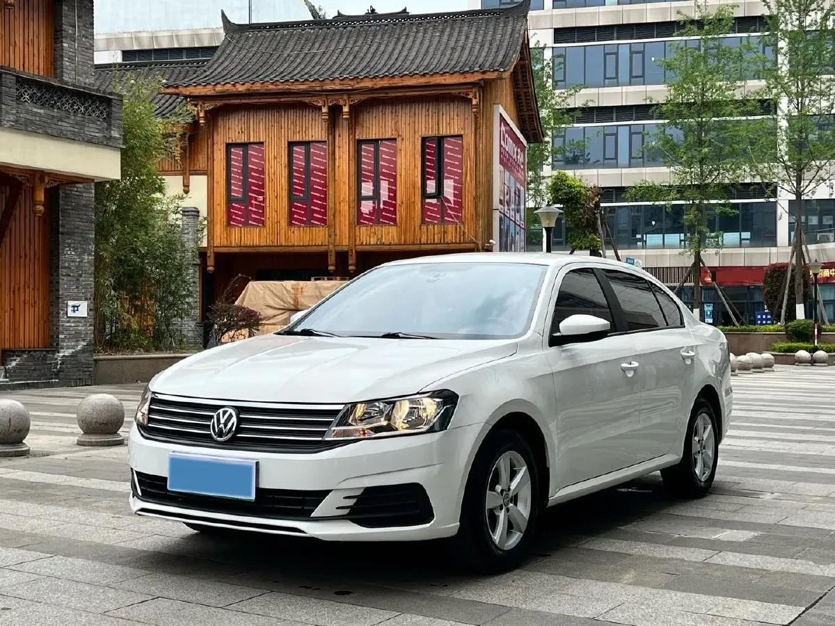 2019 Volkswagen Polo 1.5L 113HP L4 5MT,autocango,china used car exporter,china ev exporter,chinese used car exporter,chinese used ev exporter