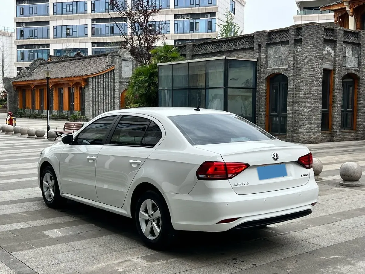 2019 Volkswagen Polo 1.5L 113HP L4 5MT,autocango,china used car exporter,china ev exporter,chinese used car exporter,chinese used ev exporter