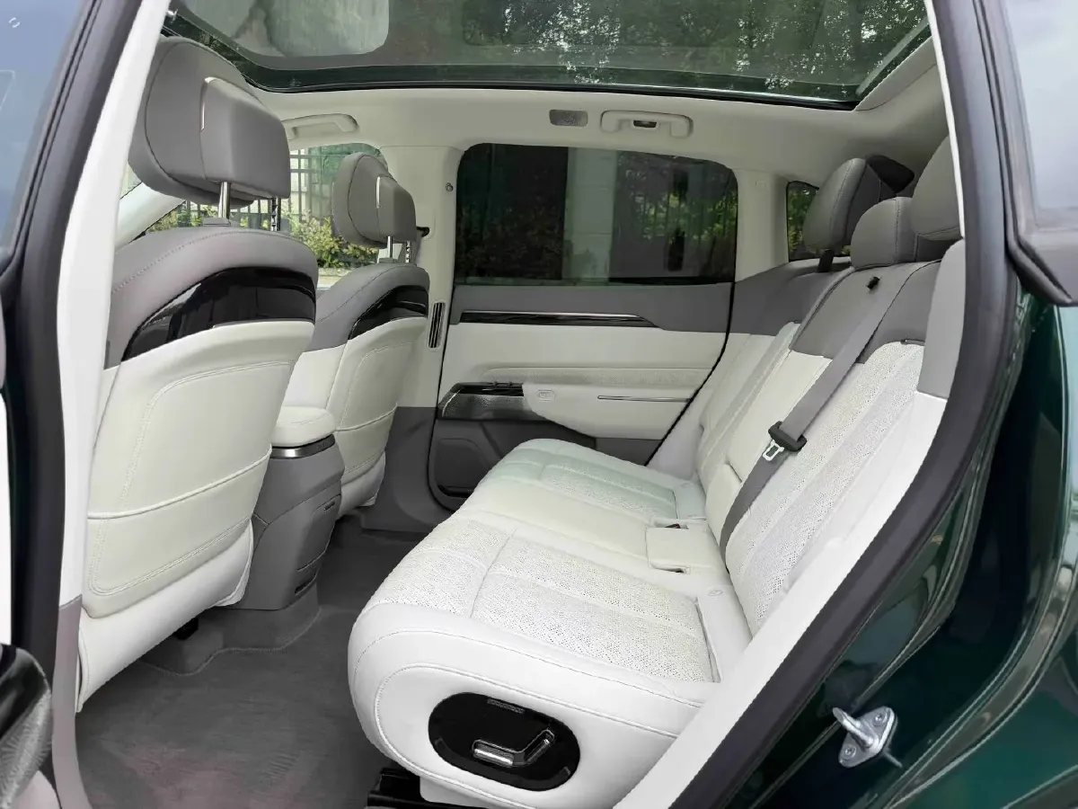 2025 Zeekr 7X BEV 100KWH,autocango,china used car exporter,china ev exporter,chinese used car exporter,chinese used ev exporter