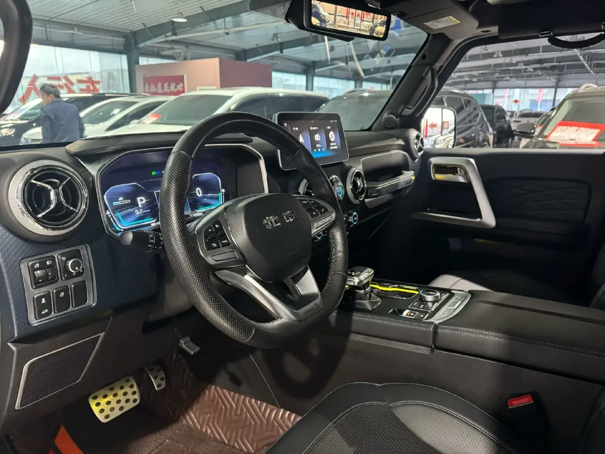 2023 Beijing BJ40 2.0T 224HP L4 8AT,autocango,china used car exporter,china ev exporter,chinese used car exporter,chinese used ev exporter