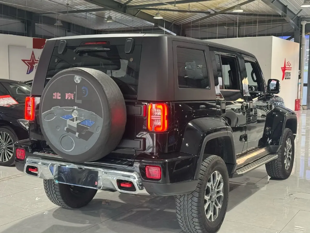 2023 Beijing BJ40 2.0T 224HP L4 8AT,autocango,china used car exporter,china ev exporter,chinese used car exporter,chinese used ev exporter