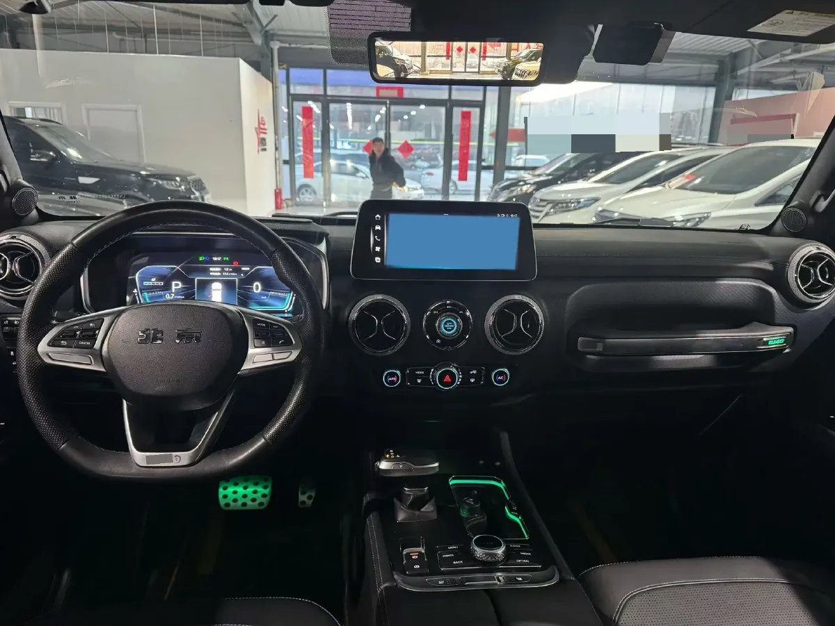 2023 Beijing BJ40 2.0T 224HP L4 8AT,autocango,china used car exporter,china ev exporter,chinese used car exporter,chinese used ev exporter