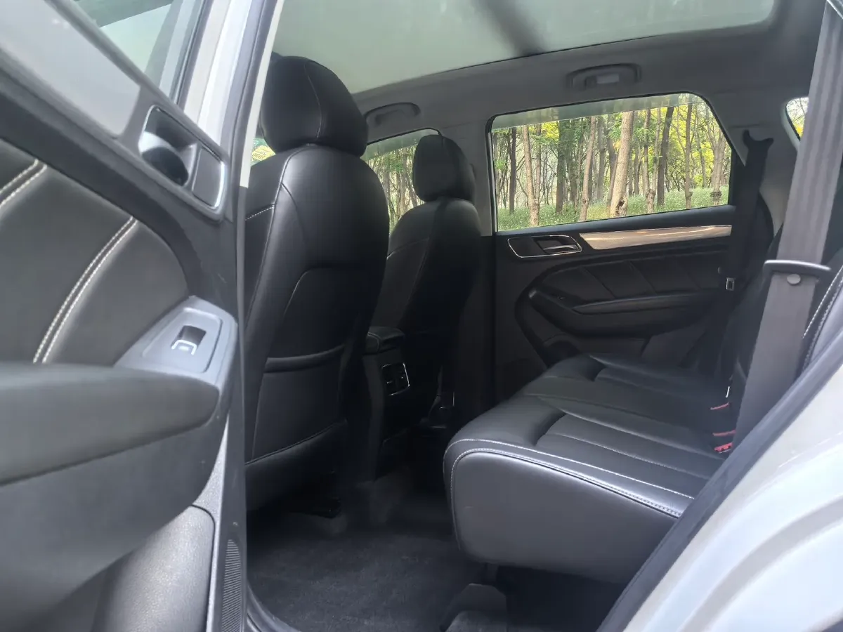 2016 Roewe RX5 1.5T 169HP L4 7DCT,autocango,china used car exporter,china ev exporter,chinese used car exporter,chinese used ev exporter