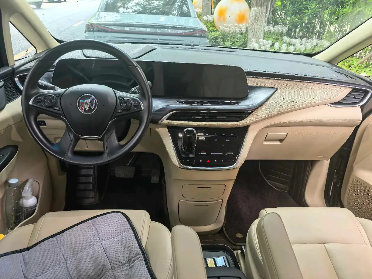 2023 Buick GL8 2.0T 237HP L4 9AT,autocango,china used car exporter,china ev exporter,chinese used car exporter,chinese used ev exporter