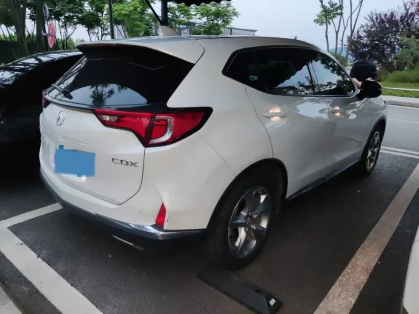 2019 Acura CDX 1.5T 182HP L4 8DCT,autocango,china used car exporter,china ev exporter,chinese used car exporter,chinese used ev exporter