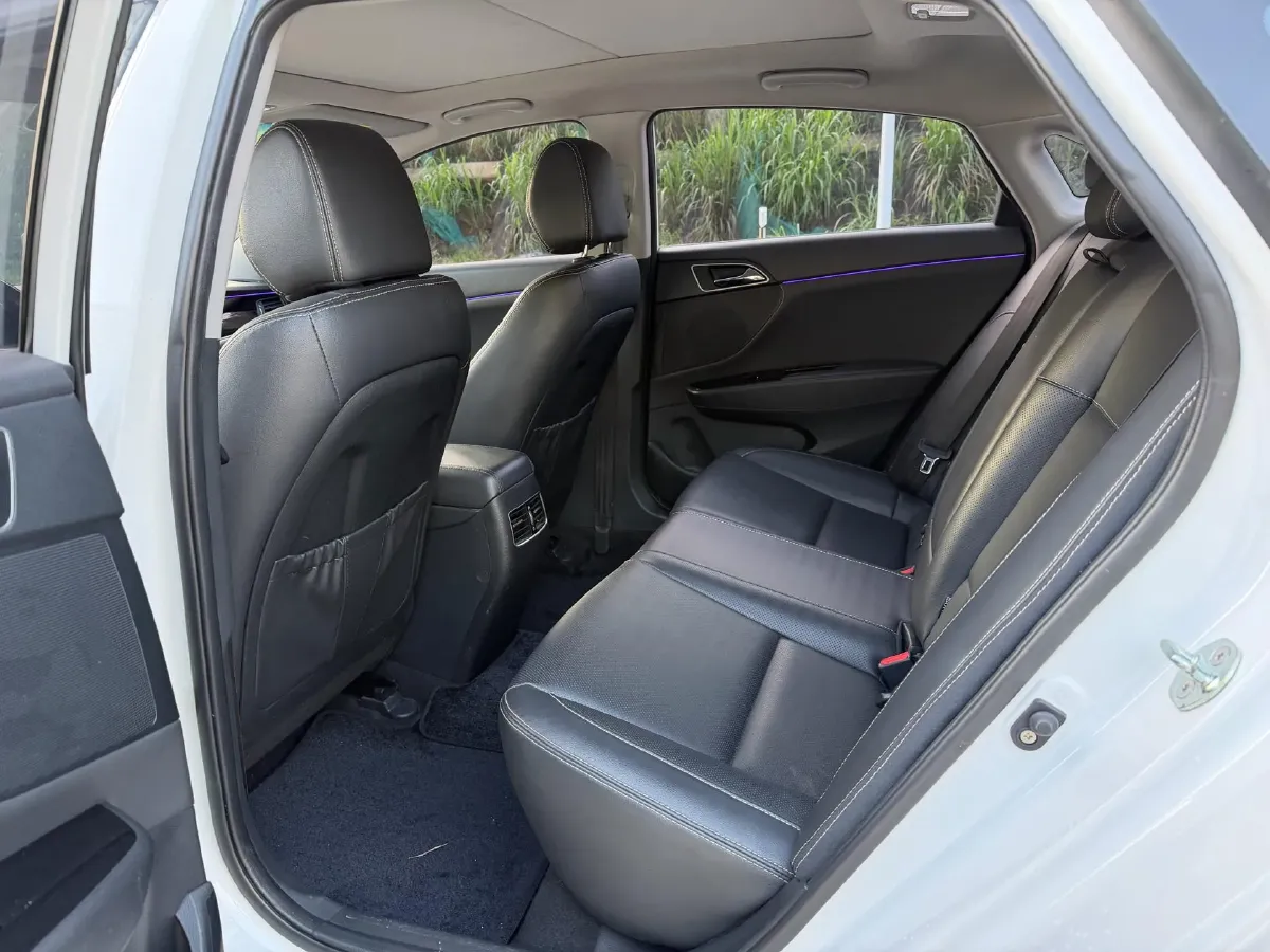 2017 Hyundai Mistra 1.6T 175HP L4 7DCT,autocango,china used car exporter,china ev exporter,chinese used car exporter,chinese used ev exporter