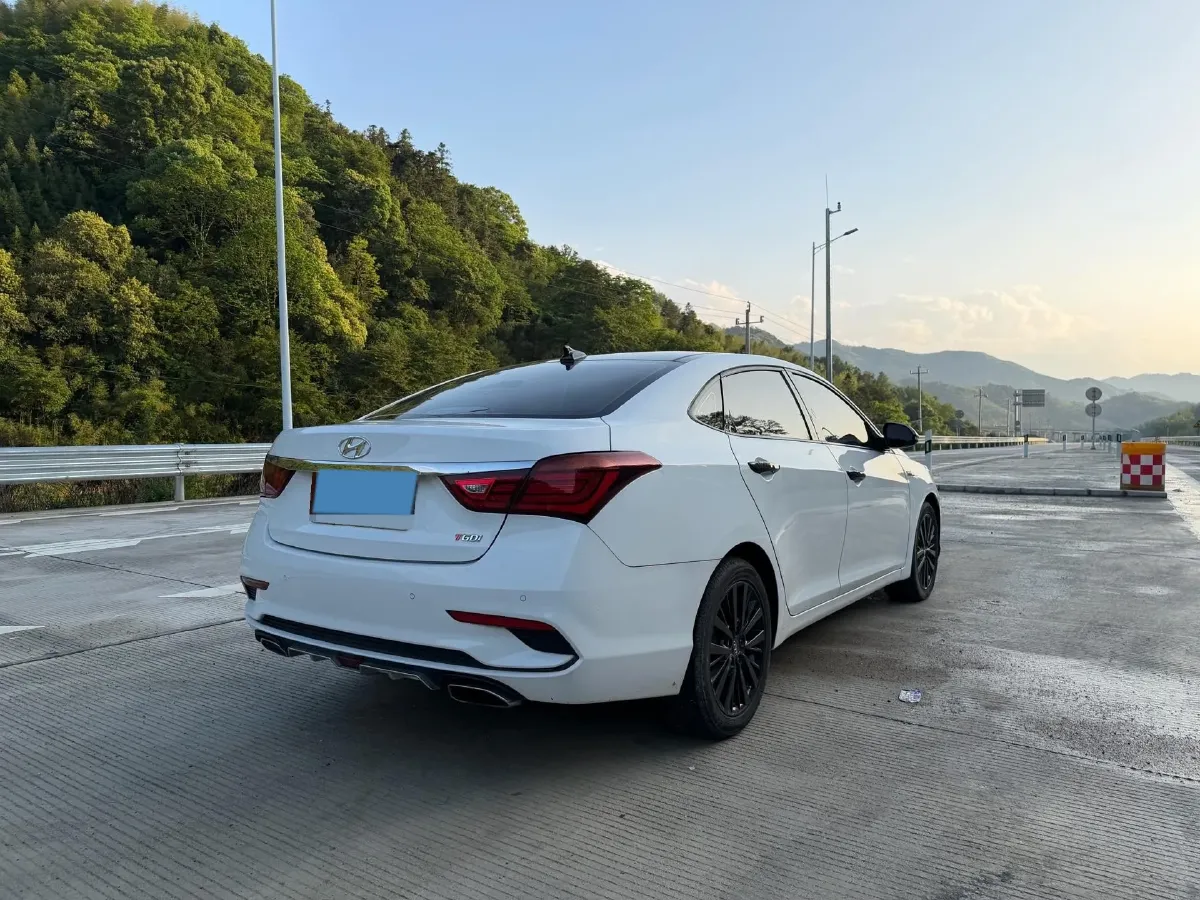 2017 Hyundai Mistra 1.6T 175HP L4 7DCT,autocango,china used car exporter,china ev exporter,chinese used car exporter,chinese used ev exporter