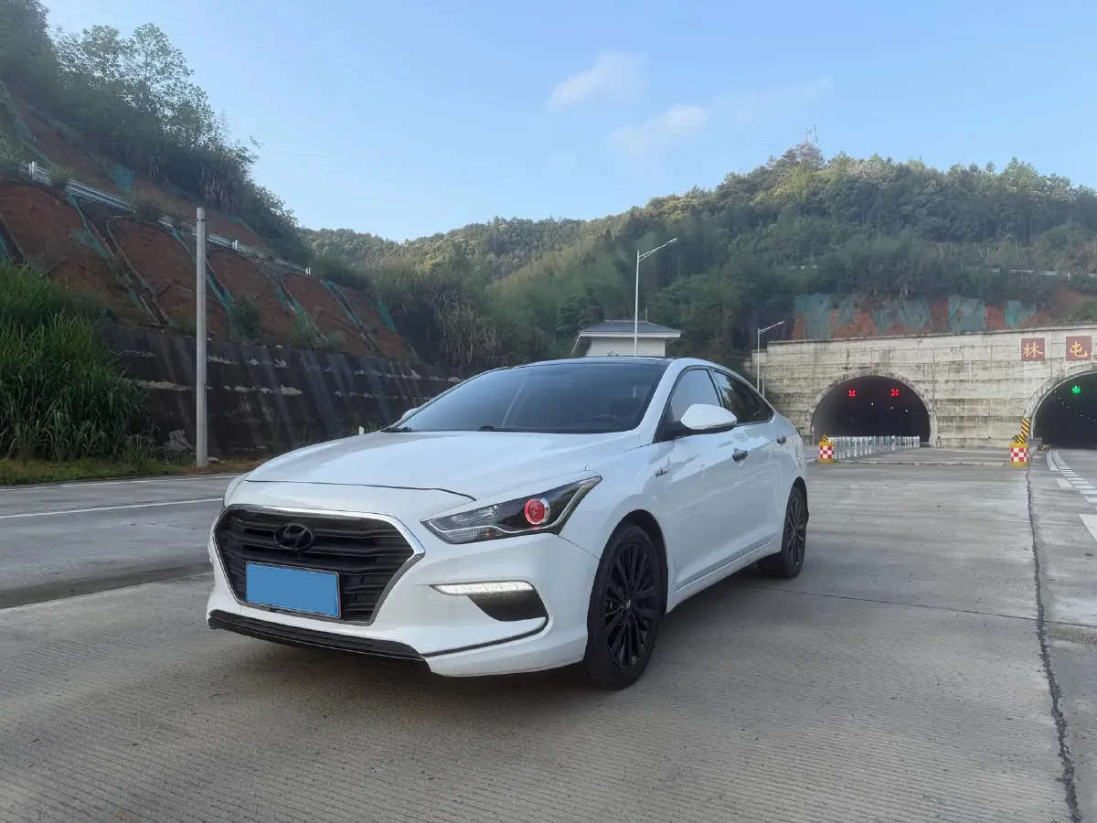 2017 Hyundai Mistra 1.6T 175HP L4 7DCT,autocango,china used car exporter,china ev exporter,chinese used car exporter,chinese used ev exporter