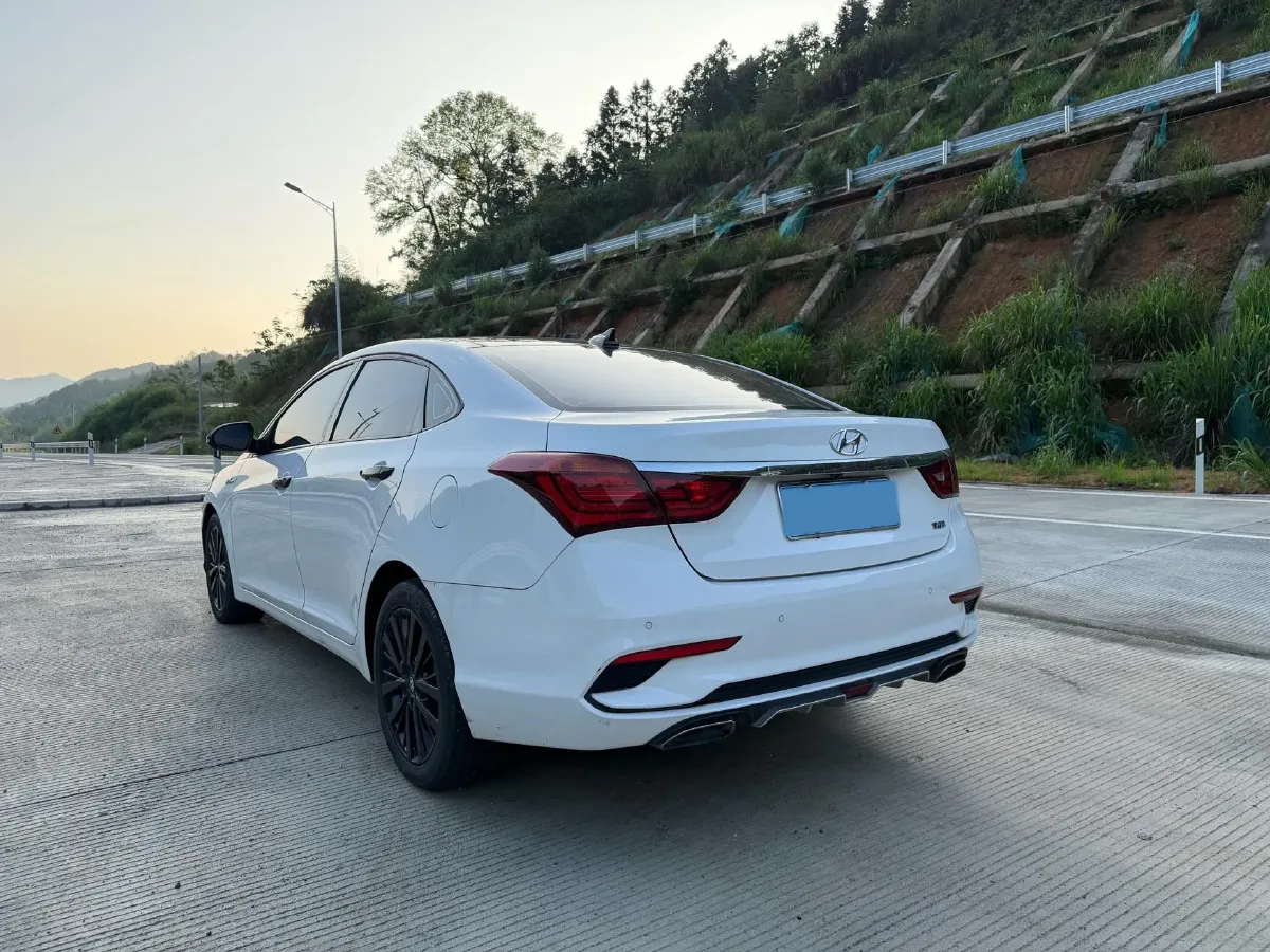 2017 Hyundai Mistra 1.6T 175HP L4 7DCT,autocango,china used car exporter,china ev exporter,chinese used car exporter,chinese used ev exporter