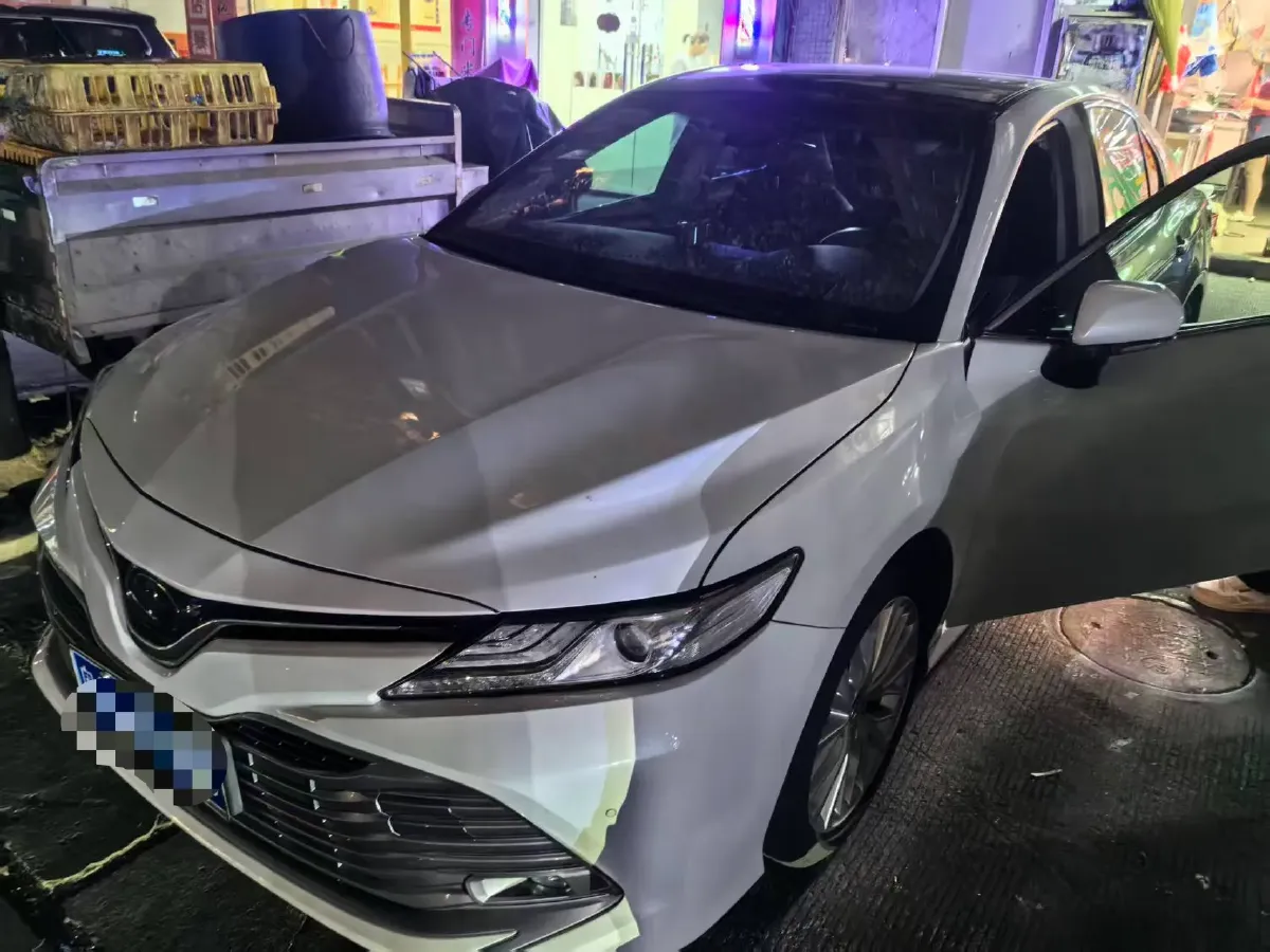 2019 Toyota Camry 2.5L 209HP L4 8AT,autocango,china used car exporter,china ev exporter,chinese used car exporter,chinese used ev exporter