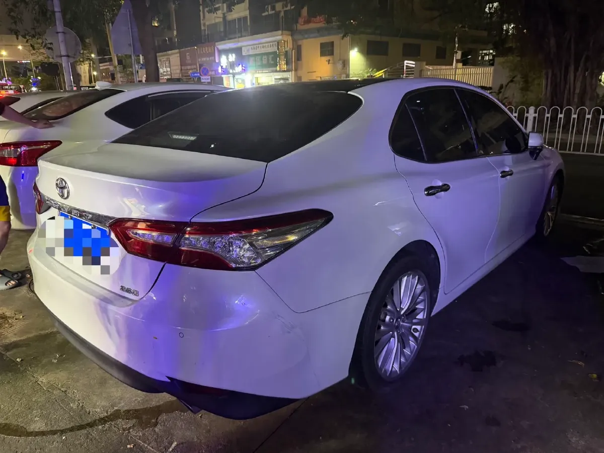 2019 Toyota Camry 2.5L 209HP L4 8AT,autocango,china used car exporter,china ev exporter,chinese used car exporter,chinese used ev exporter