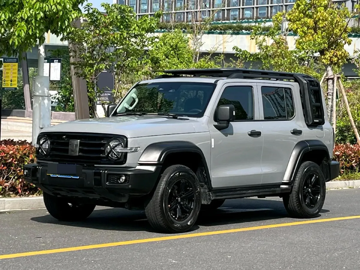 2021 Tank 300 2.0T 227HP L4 8AT,autocango,china used car exporter,china ev exporter,chinese used car exporter,chinese used ev exporter