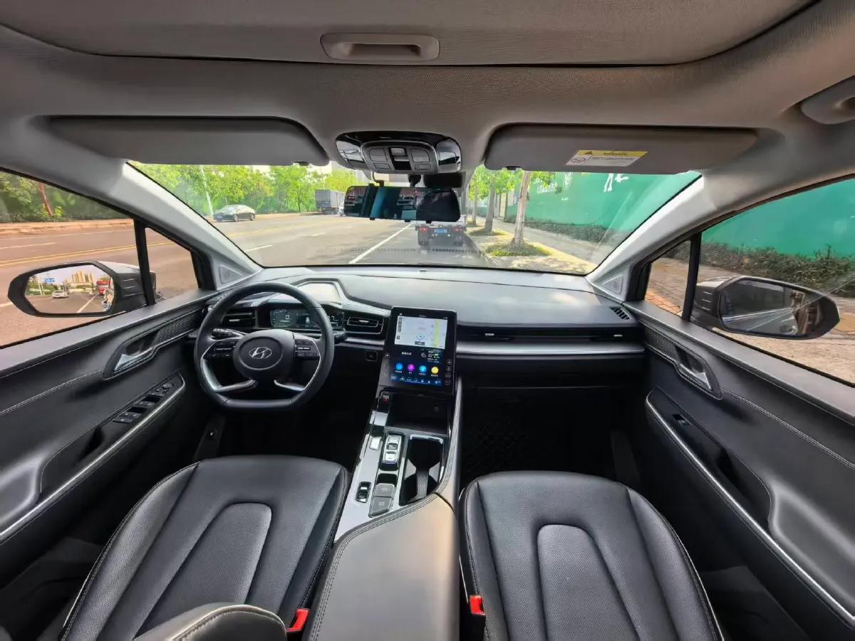 2024 Hyundai Custo 1.5T 170HP L4 8AT,autocango,china used car exporter,china ev exporter,chinese used car exporter,chinese used ev exporter