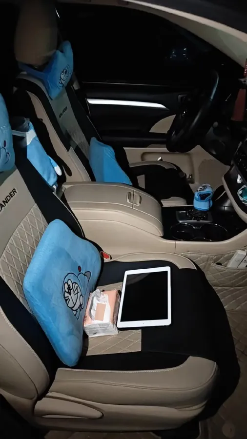 2021 Toyota Highlander 2.0T 220HP L4 6AT,autocango,china used car exporter,china ev exporter,chinese used car exporter,chinese used ev exporter