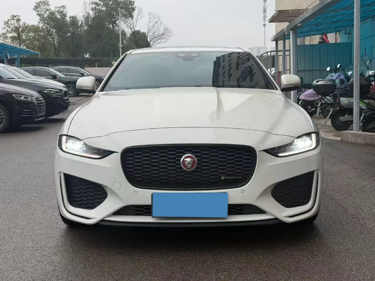2020 Jaguar XEL 2.0T 200HP L4 8AT,autocango,china used car exporter,china ev exporter,chinese used car exporter,chinese used ev exporter