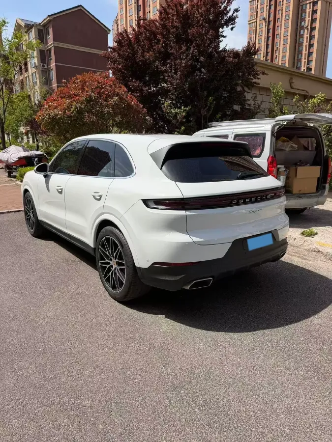 2025 Porsche Cayenne 3.0T 354HP V6 8AT,autocango,china used car exporter,china ev exporter,chinese used car exporter,chinese used ev exporter