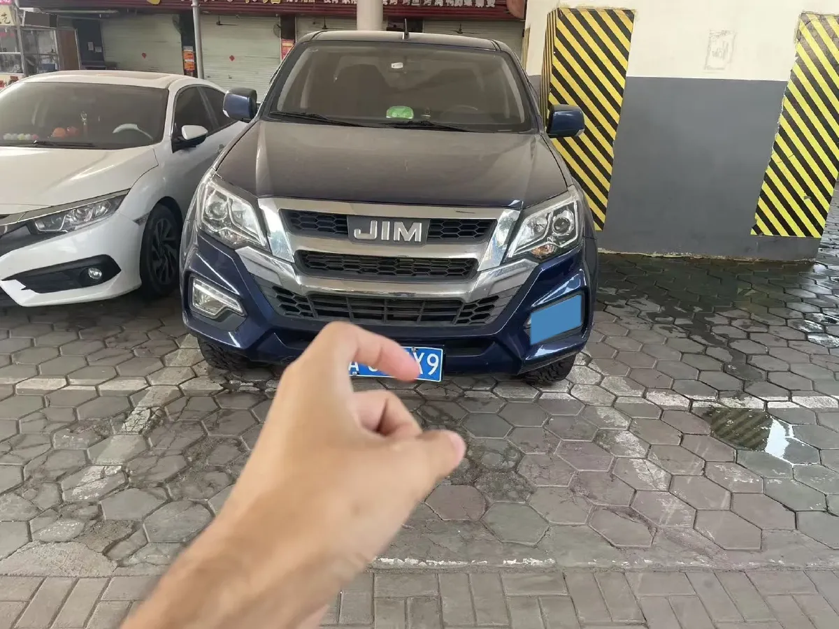 2022 Isuzu RE-MAX Jim 2.8T 120HP L4 5MT,autocango,china used car exporter,china ev exporter,chinese used car exporter,chinese used ev exporter