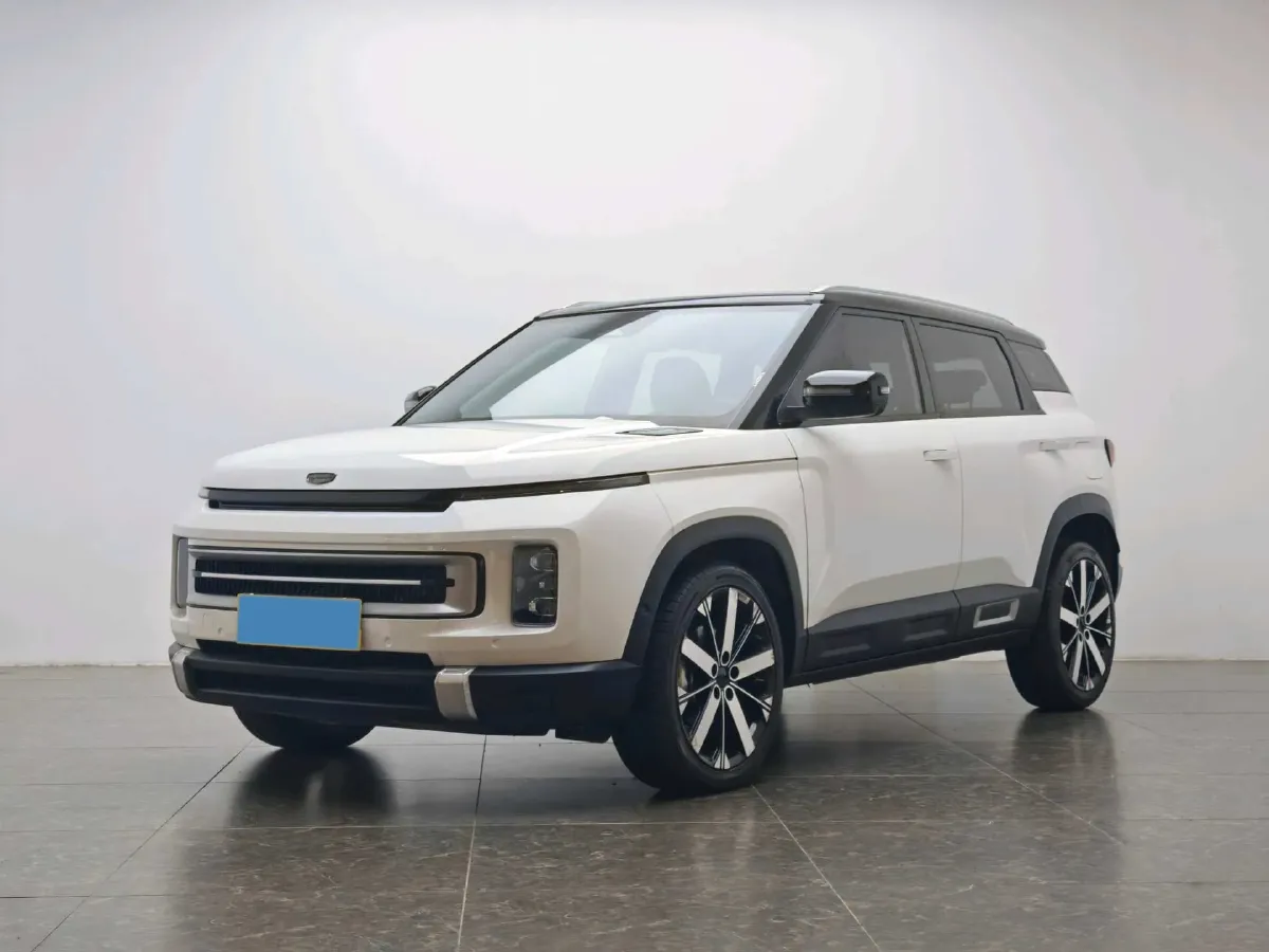 2023 Geely ICON 1.5T 181HP L4 7DCT,autocango,china used car exporter,china ev exporter,chinese used car exporter,chinese used ev exporter