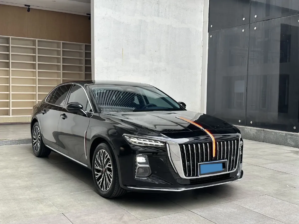 2024 HongQi H5 2.0T 224HP L4 8AT,autocango,china used car exporter,china ev exporter,chinese used car exporter,chinese used ev exporter