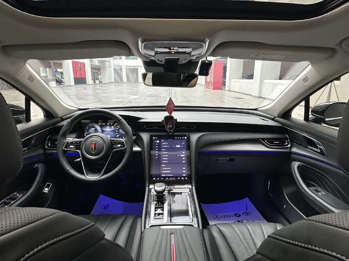 2024 HongQi H5 2.0T 224HP L4 8AT,autocango,china used car exporter,china ev exporter,chinese used car exporter,chinese used ev exporter