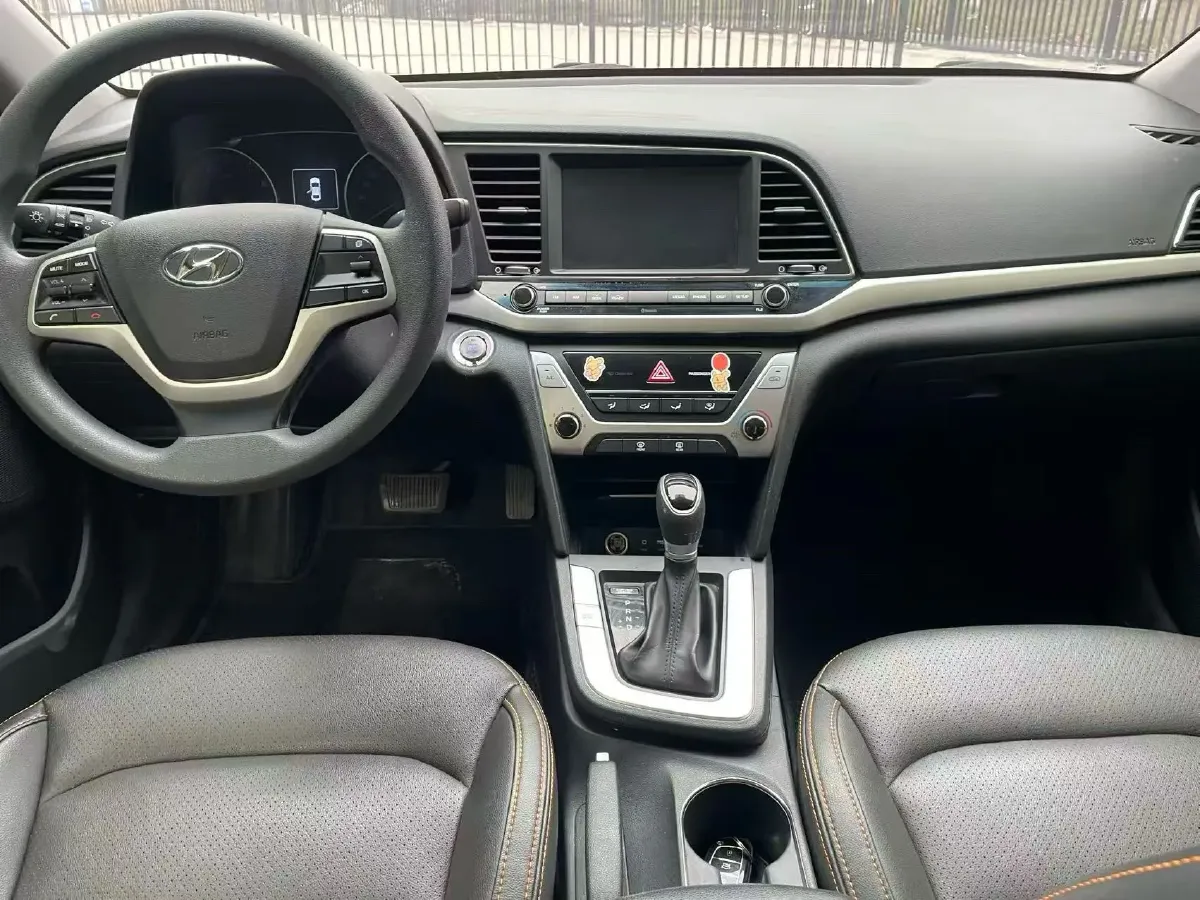 2018 Hyundai Elantra 1.6L 130HP L4 6AT,autocango,china used car exporter,china ev exporter,chinese used car exporter,chinese used ev exporter