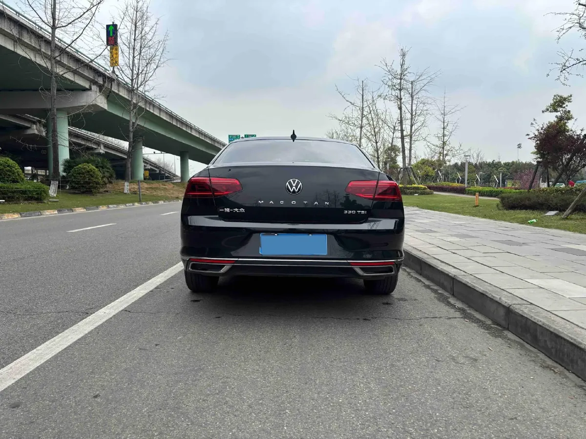 2020 Volkswagen Magotan 2.0T 186HP L4 7DCT,autocango,china used car exporter,china ev exporter,chinese used car exporter,chinese used ev exporter